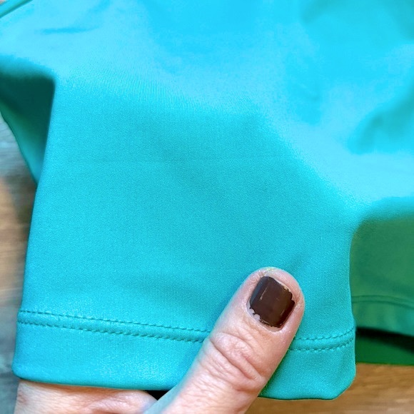 BUFFBUNNY • Cropped Active Racerback Tank Top • Size Small • Bright Teal - Picture 12 of 16